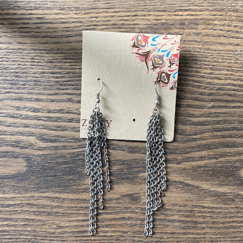 Dangle chain silver earrings